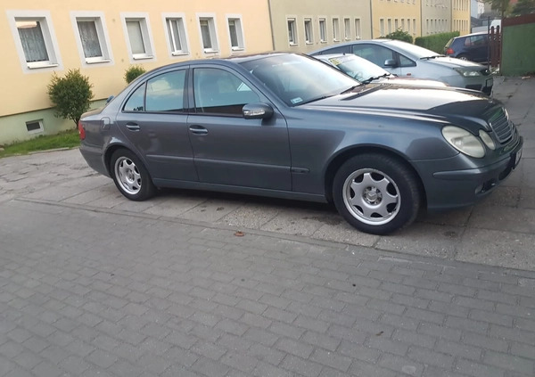 Mercedes-Benz Klasa E cena 19900 przebieg: 310287, rok produkcji 2005 z Wisła małe 29